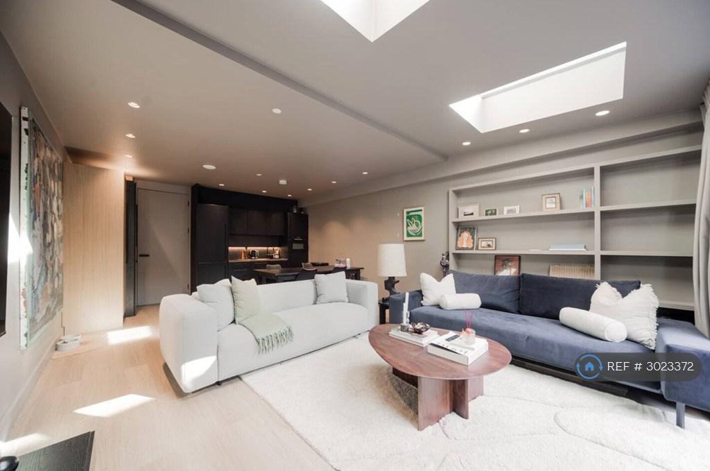 Apartment in London - View 2