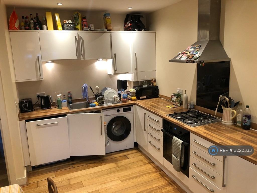 Apartment in London - View 2