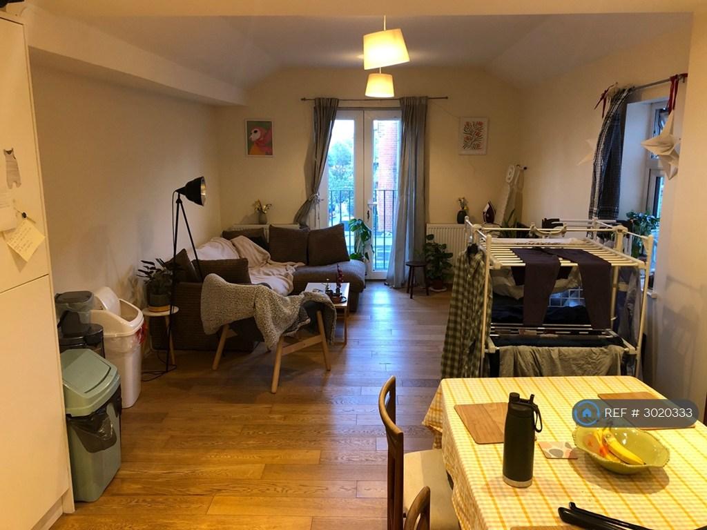 Apartment in London - View 4