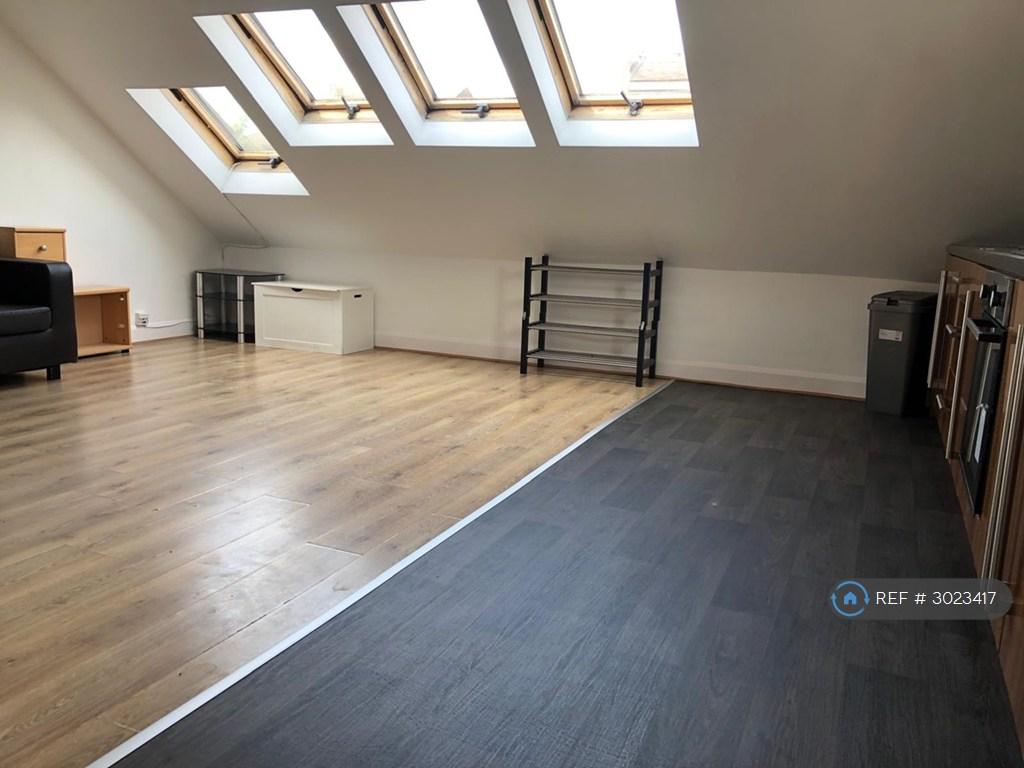 Apartment in London, Tooting Graveney, Summerstown - View 2