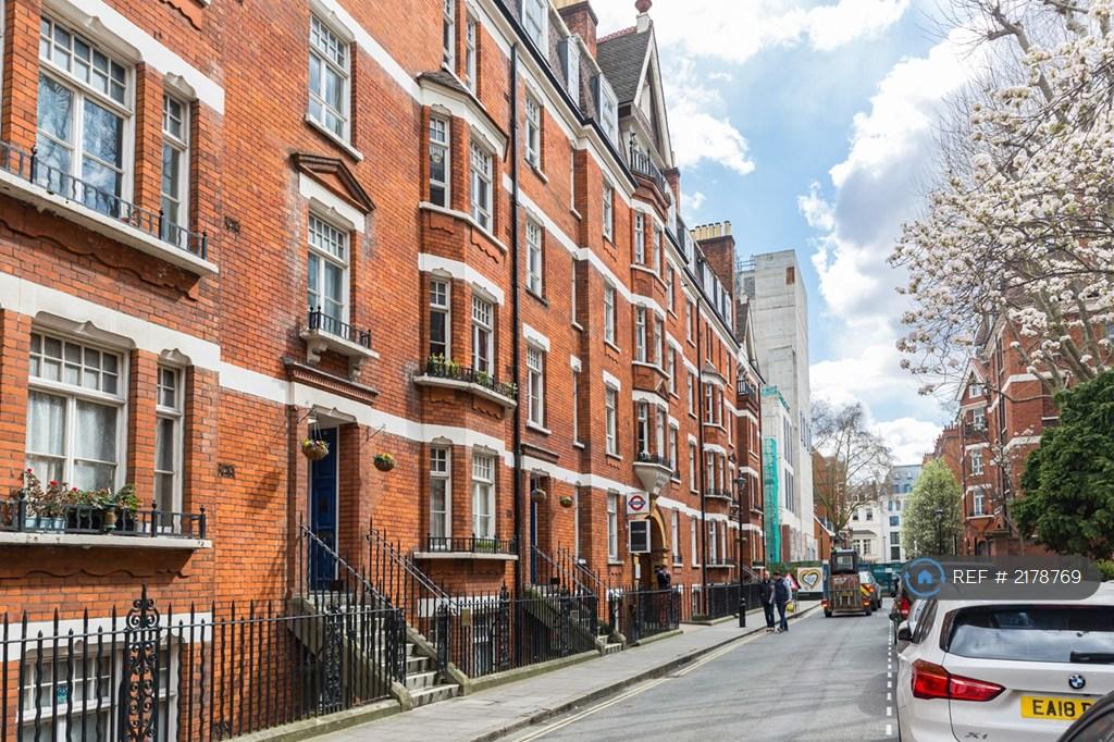 Apartment in London, City of Westminster - View 3