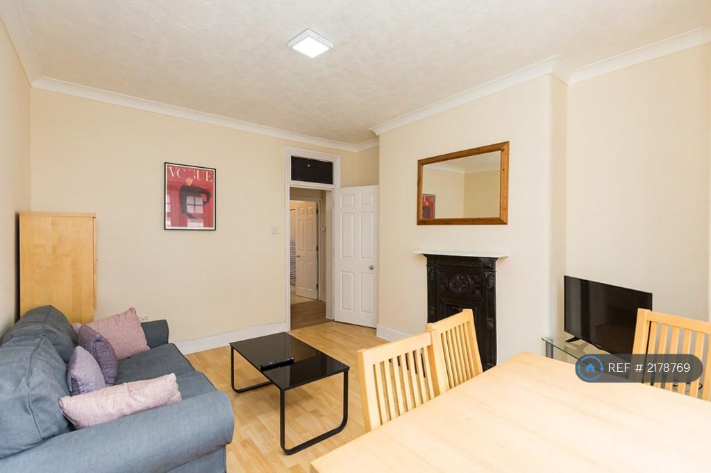 Apartment in London, City of Westminster - View 4