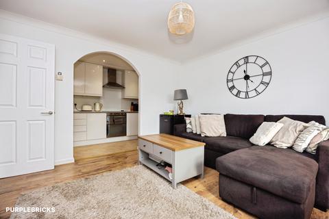 1 bedroom ground floor flat for sale, St. Lukes Square, Guildford, GU1