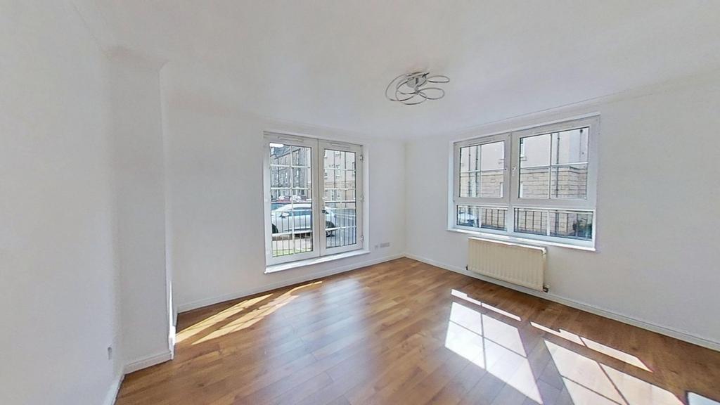 Apartment in Edinburgh, Lorne, Leith Central - View 3