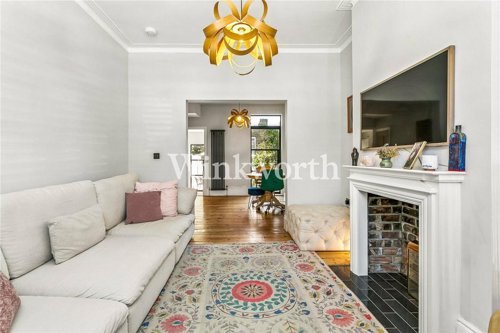 House in London - View 3