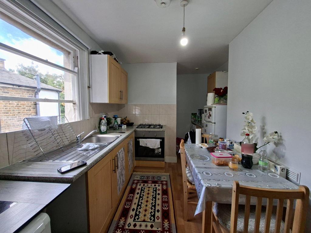 Apartment in London - View 5
