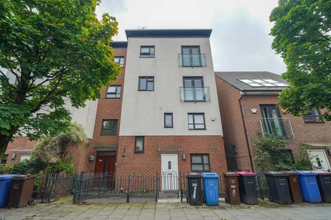 3 bedroom flat for sale, Broughton Lane, Salford M7