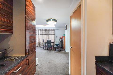 3 bedroom flat for sale, Broughton Lane, Salford M7