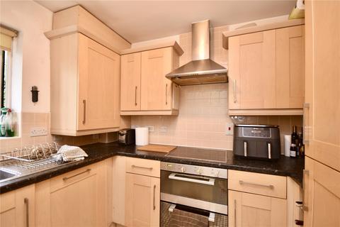 2 bedroom apartment for sale, Elmstone Drive, Royton, Oldham, Greater Manchester, OL2
