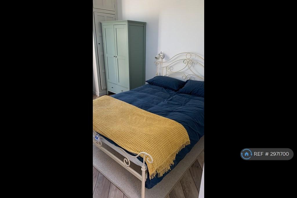 Apartment in Brighton - More