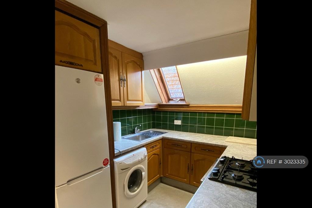 Apartment in Beckenham - View 5