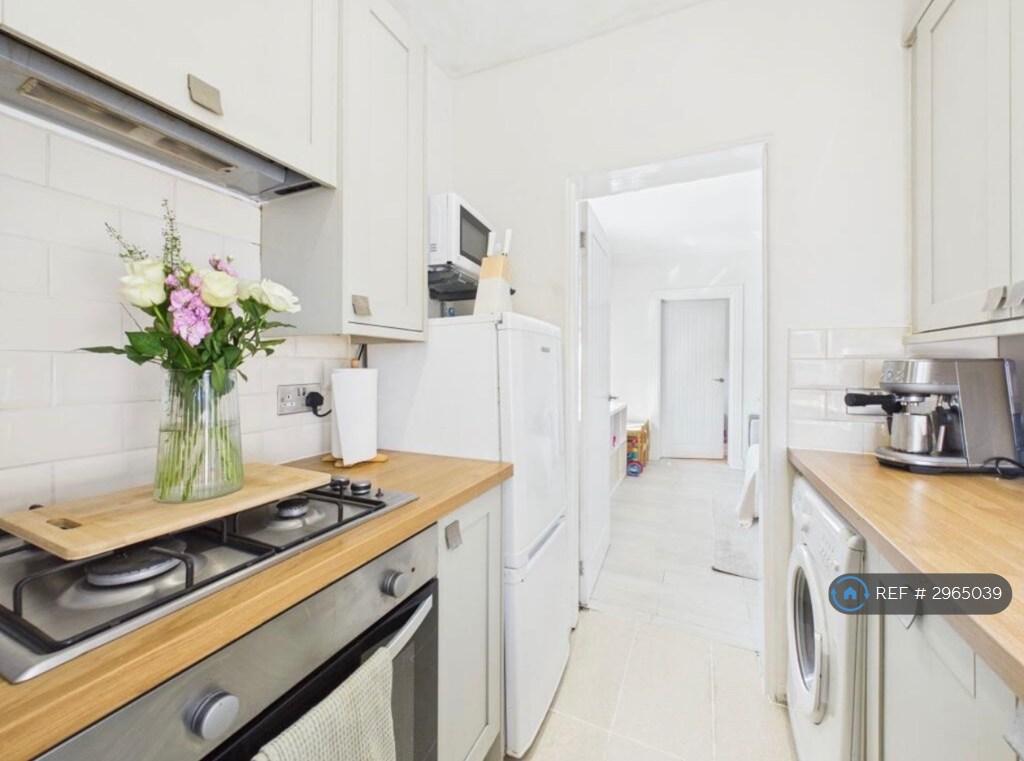 Apartment in Glasgow - View 5