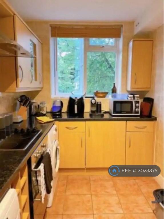 Apartment in London - View 3