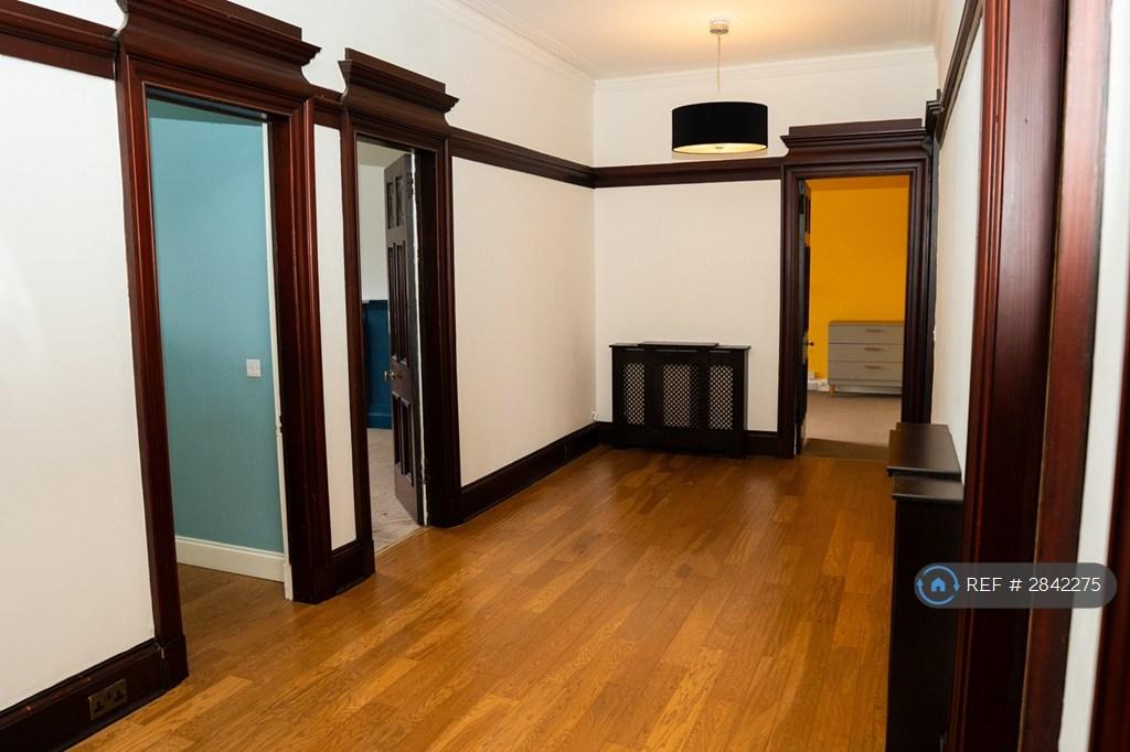 Apartment in Glasgow - More