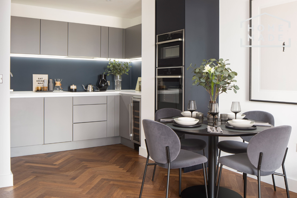 Apartment in Manchester - View 3