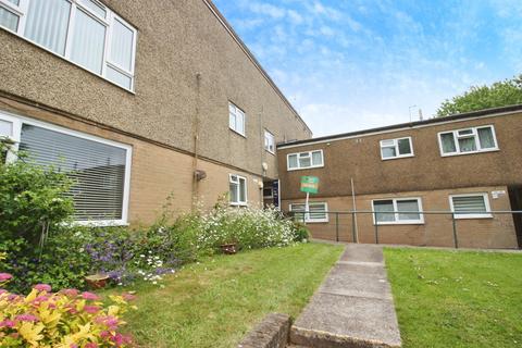 2 bedroom ground floor flat for sale, Waun Fach, Cardiff