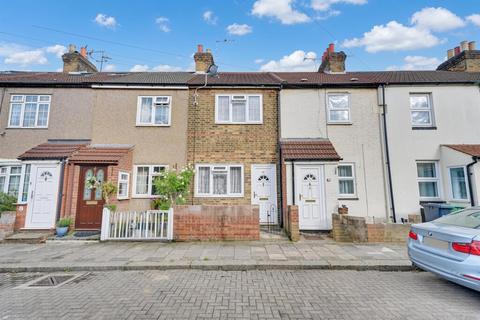 Railway Road, Waltham Cross