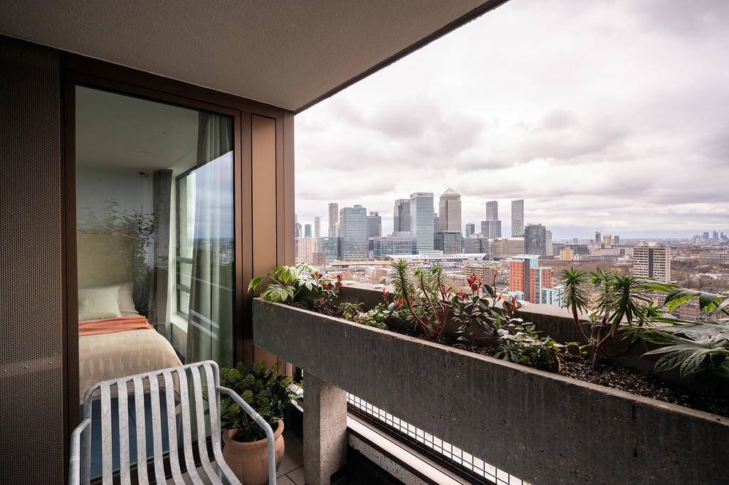 Apartment in London, Poplar - View 2