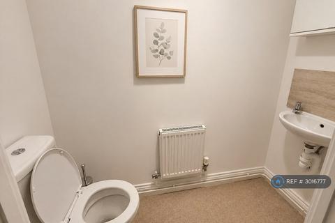 4 bedroom terraced house to rent, Anderson Road, Smethwick, B66