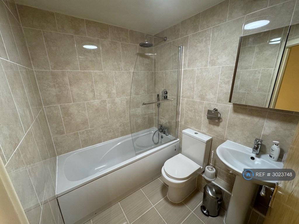 Apartment in London - View 3