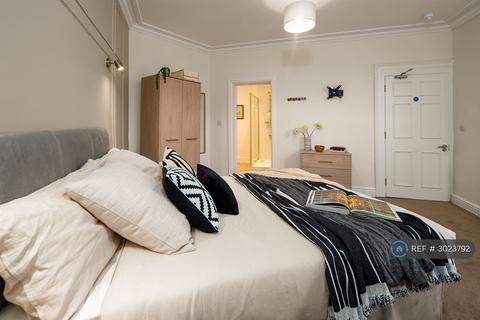 undefined, King St, Wrexham, LL11