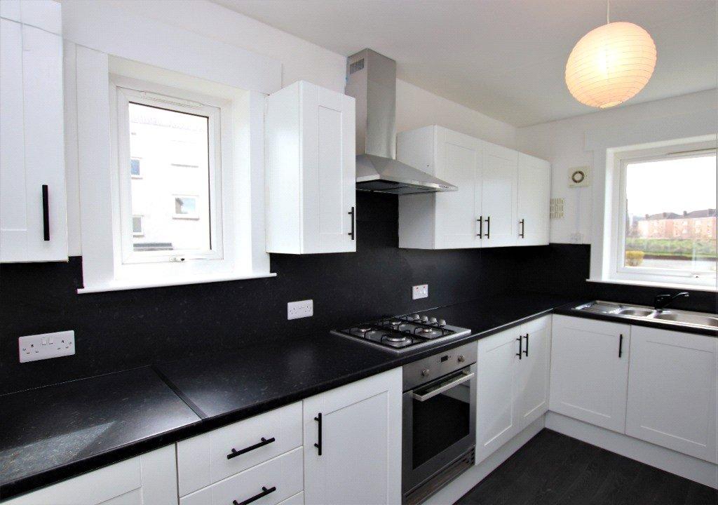 Apartment in Edinburgh, Corstorphine - View 5
