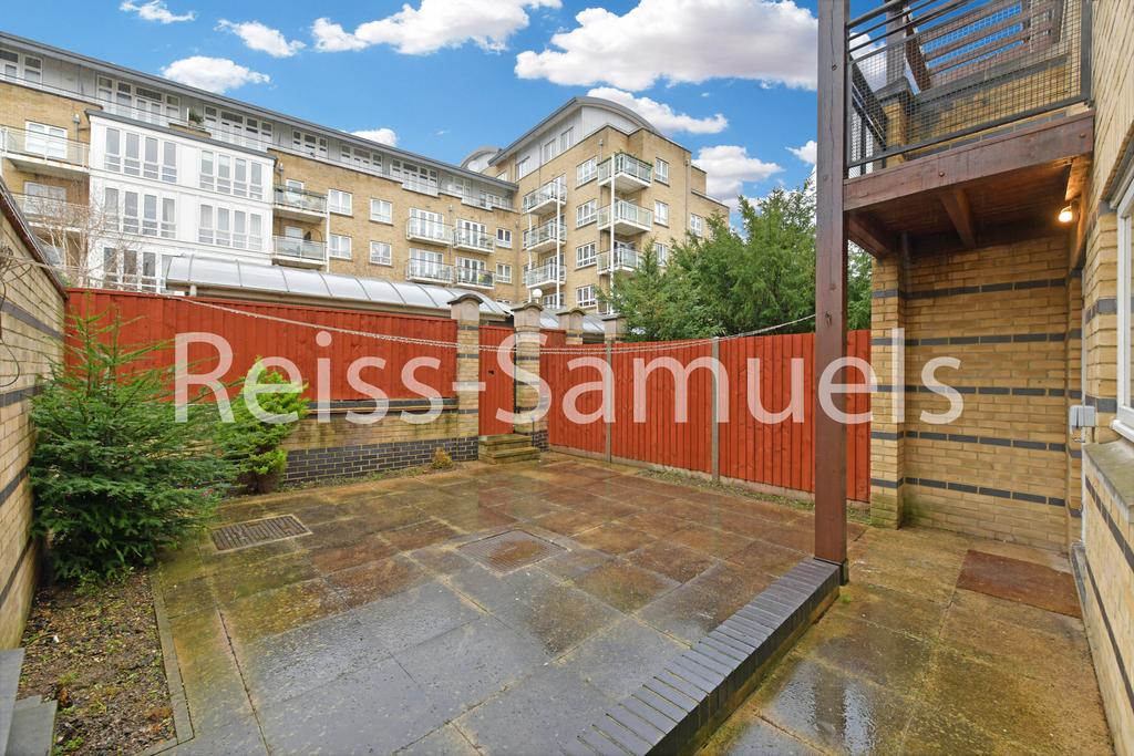 House in Isle of dogs,London - View 3