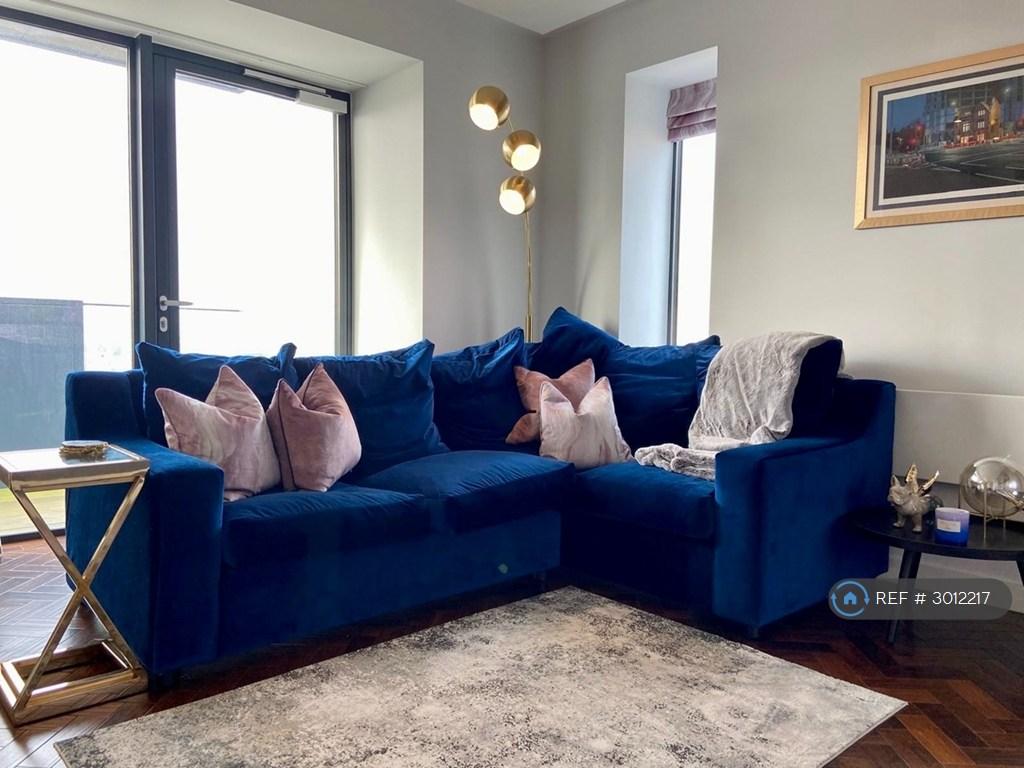 Apartment in Salford - View 4