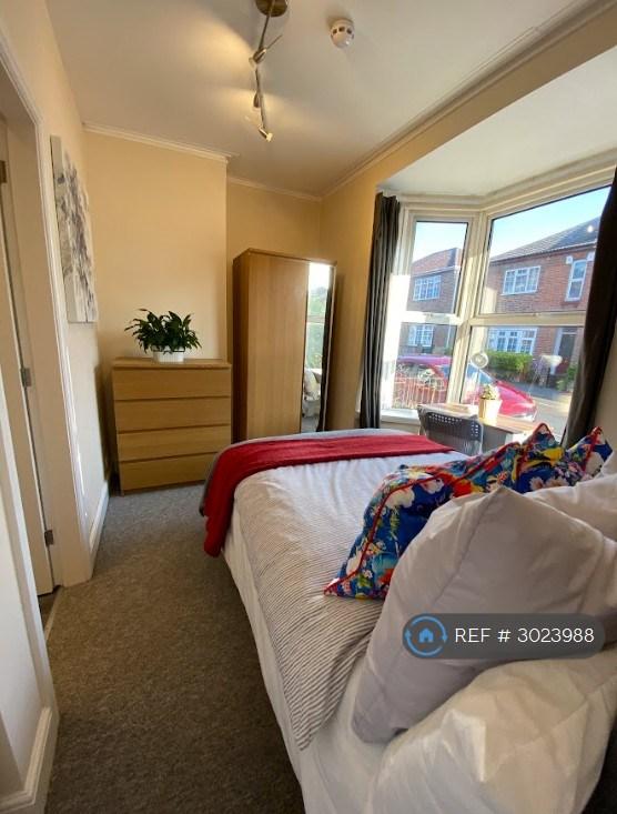 House in Southampton - View 4