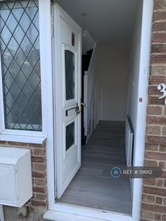 3 bedroom end of terrace house to rent, Woodcroft Crescent, Middx, UB10