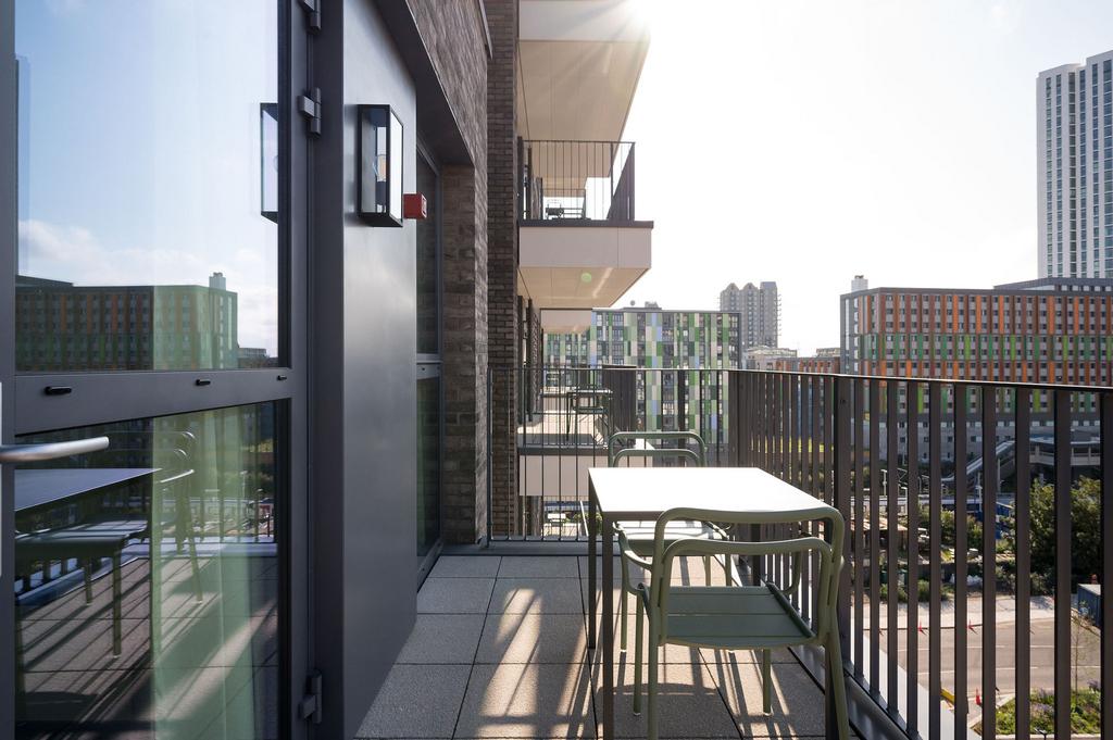 Apartment in Tottenham Hale - More