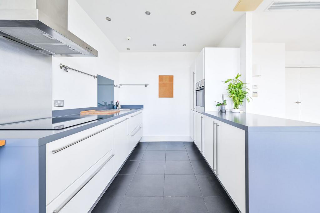 Apartment in London - View 2