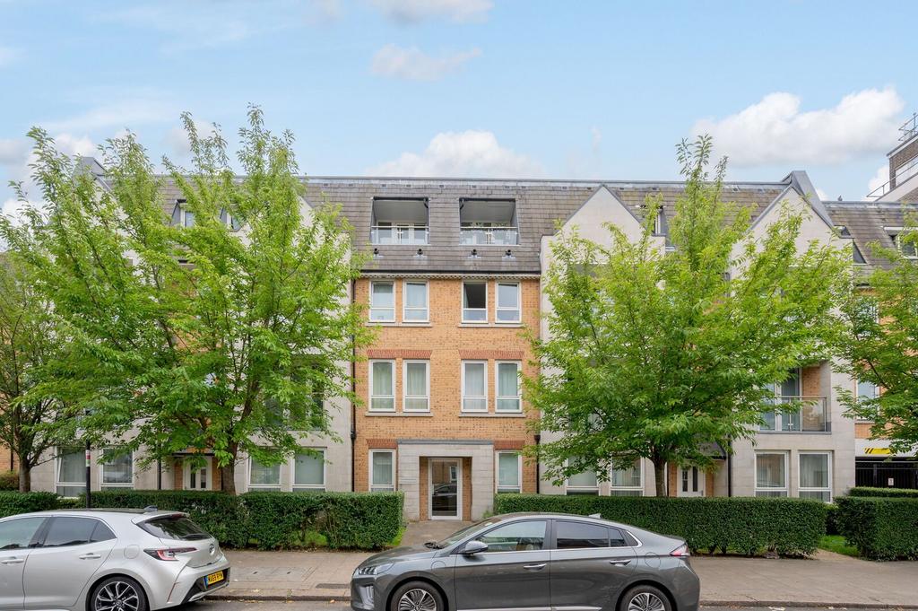 Apartment in London - View 2