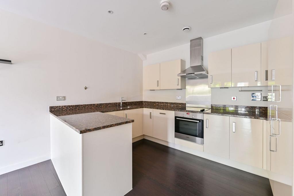 Apartment in London - More