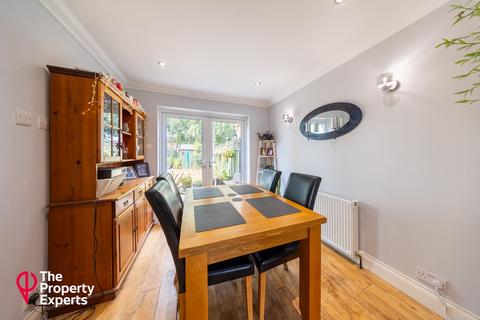 3 bedroom semi-detached house for sale, Holland Pines, Bracknell, RG12