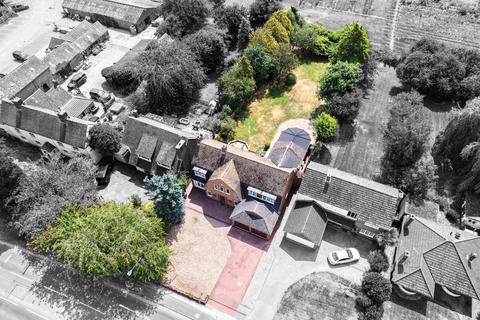 4 bedroom detached house for sale, The Long Shoot, Nuneaton, Warwickshire, CV11