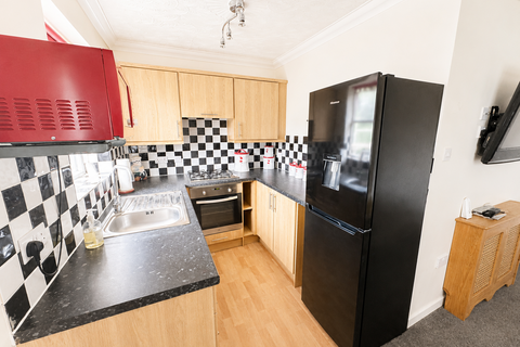 1 bedroom flat to rent, Hodges Way, Cinderford, Gloucestershire