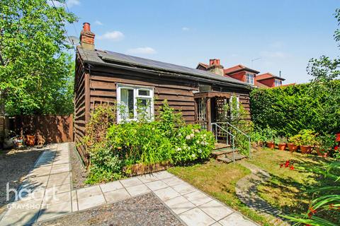 2 bedroom bungalow for sale, Mill Lane, Lindford