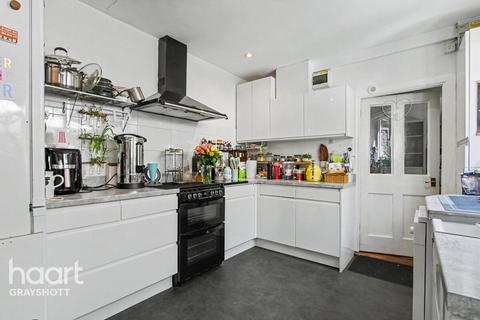 2 bedroom bungalow for sale, Mill Lane, Lindford
