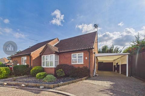 2 bedroom semi-detached bungalow for sale, Shetlands, Stanton,