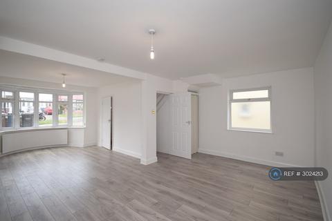3 bedroom semi-detached house to rent, Somervell Road, Harrow, HA2