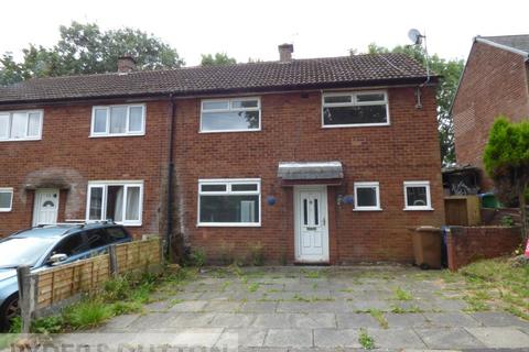 2 bedroom semi-detached house to rent, Torre Close, Middleton, Manchester, Greater Manchester, M24