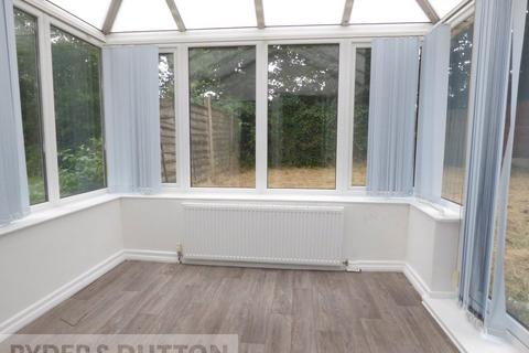 2 bedroom semi-detached house to rent, Torre Close, Middleton, Manchester, Greater Manchester, M24