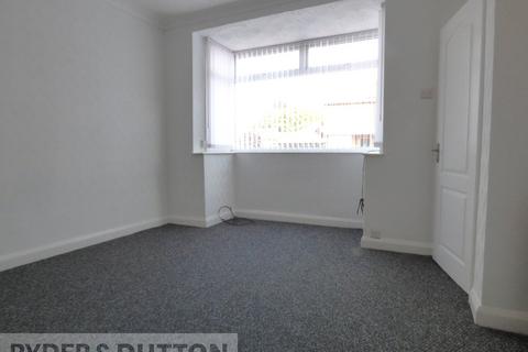 3 bedroom townhouse to rent, Pilkington Street, Middleton, Manchester, Greater Manchester, M24