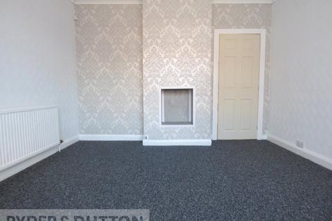 3 bedroom townhouse to rent, Pilkington Street, Middleton, Manchester, Greater Manchester, M24