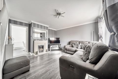 4 bedroom detached house for sale, Samara Close, Walderslade Woods
