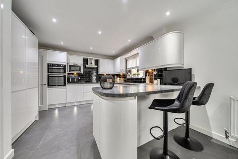 4 bedroom detached house for sale, Samara Close, Walderslade Woods