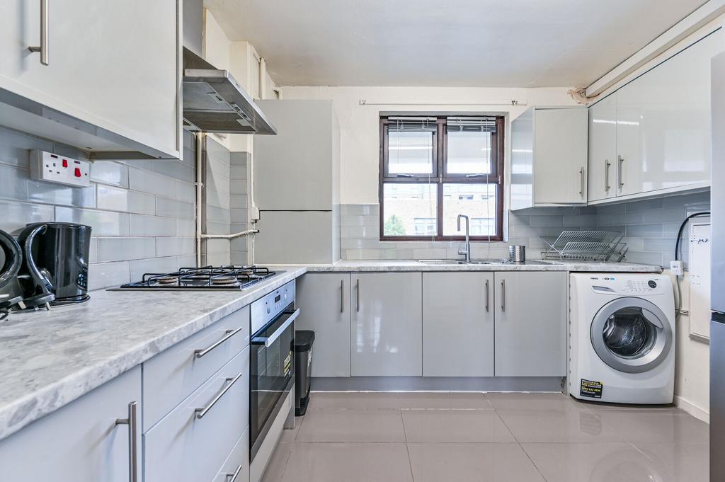Apartment in London - View 2