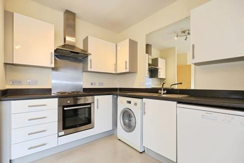 2 bedroom flat for sale, Larch Way, Stourport-on-Severn, Worcestershire, DY13