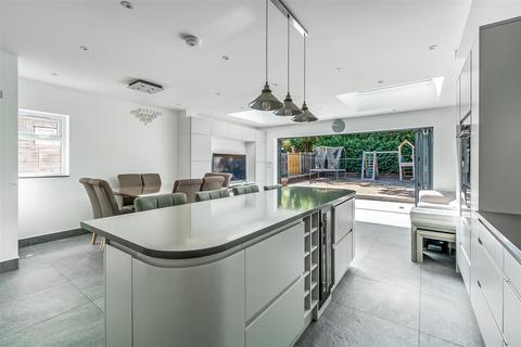 3 bedroom semi-detached house for sale, Summerville Gardens, Cheam Village